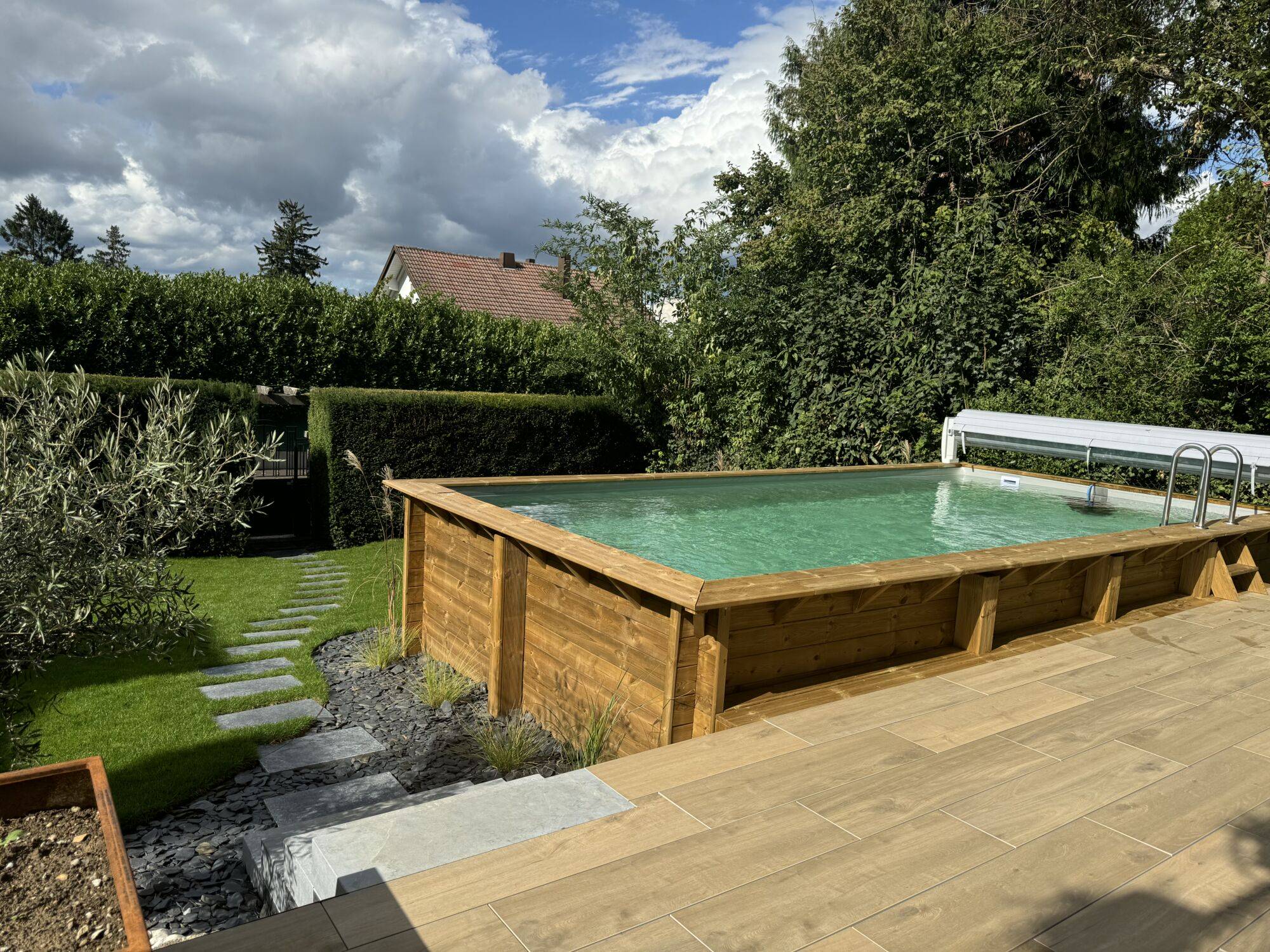 L’hivernage : une étape essentielle pour préserver votre piscine et votre jardin 🍂❄️ Wittenheim